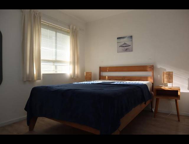 1 BEDROOM PROPERTY TO RENT IN BLOUBERG BEACHFRONT